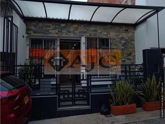 8234167 - ARRIENDO CASA EL BARRIO EL PORVENIR